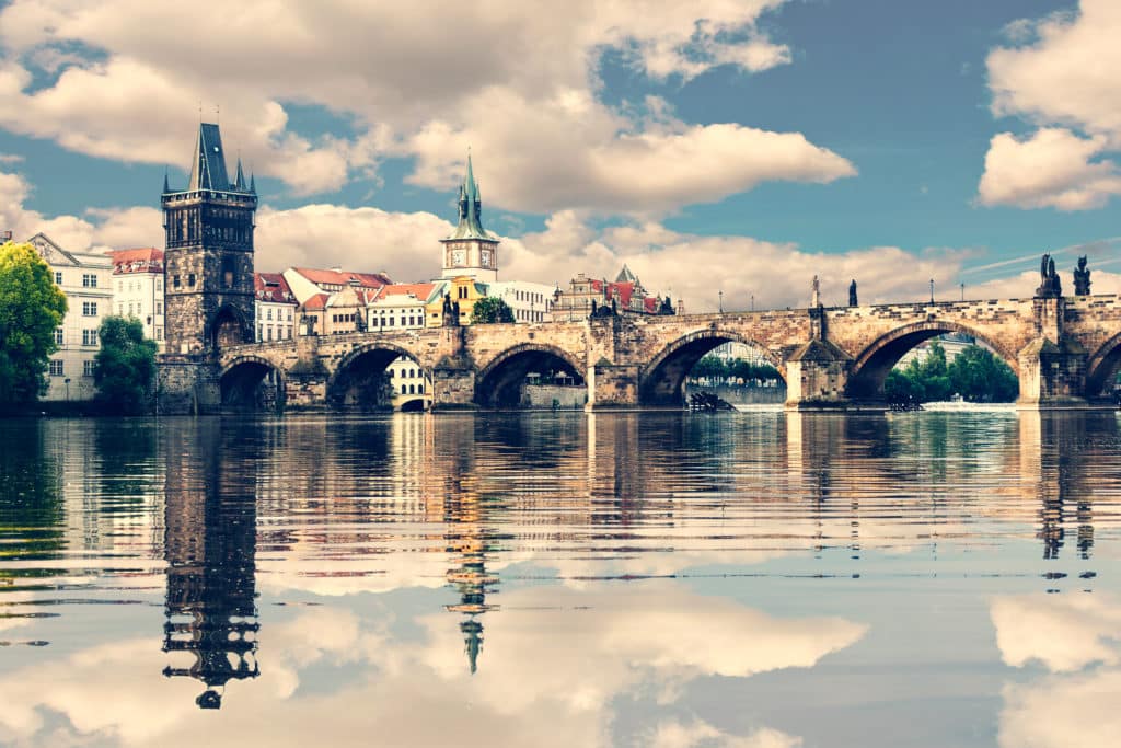Prague Free Walking Tour by Prague Airport Transfers
